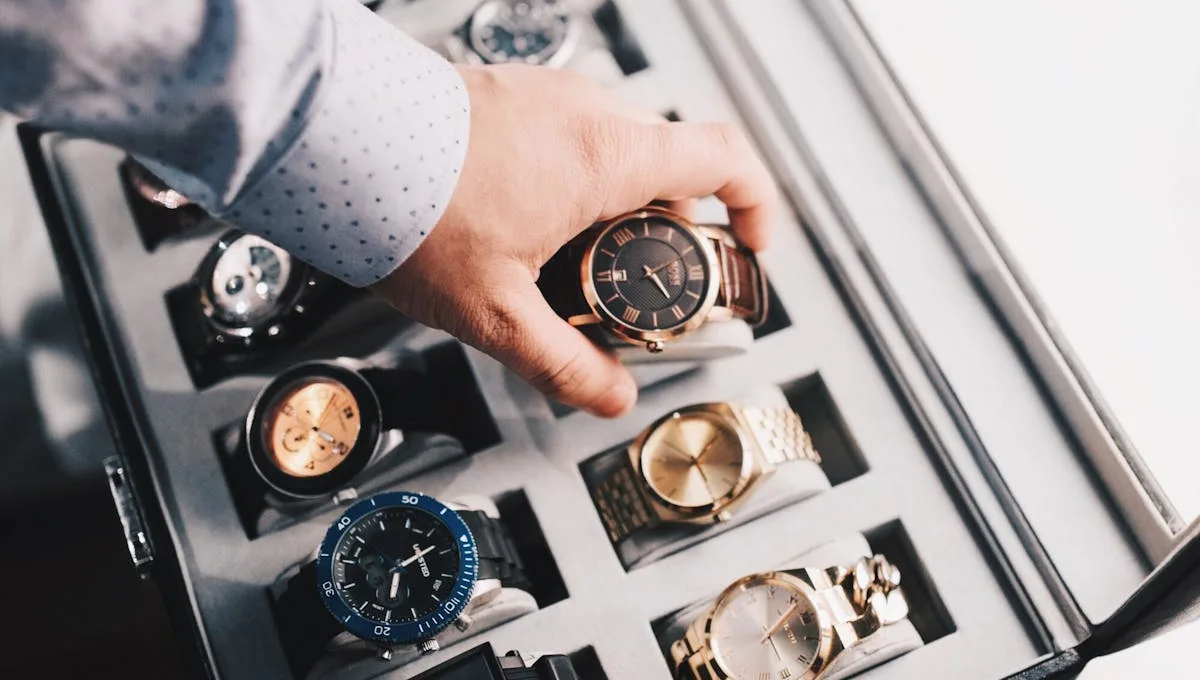 FintechZoom Luxury Watches: Where Technology Meets Tradition 2024